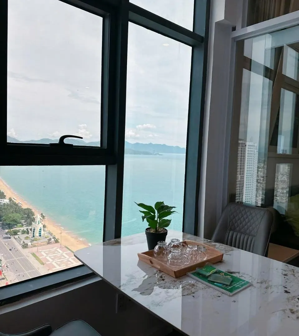 Pearl Nha Trang Beach Apartment 0*,