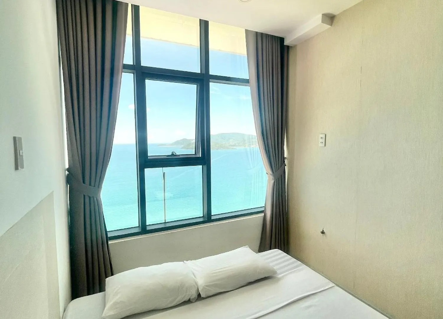 Pearl Nha Trang Beach Apartment