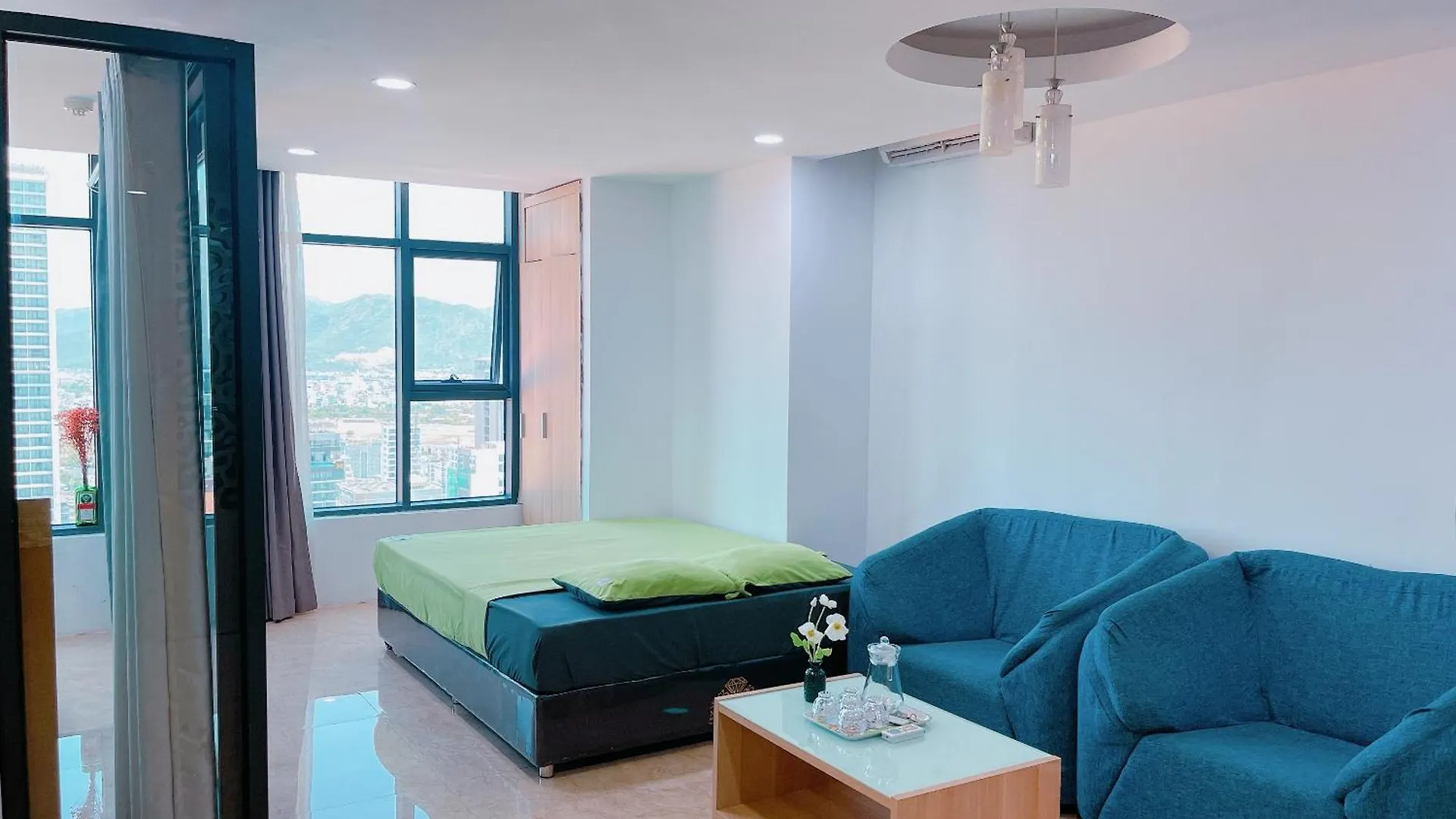 Pearl Nha Trang Beach Apartment 0*,