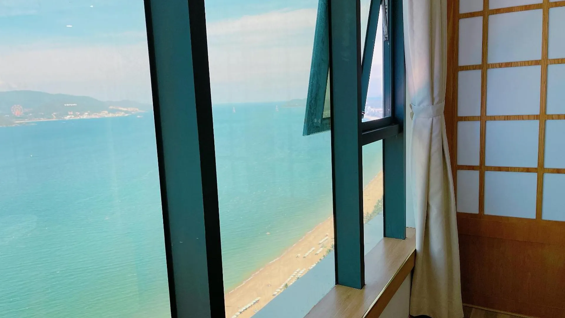 Pearl Nha Trang Beach Apartment