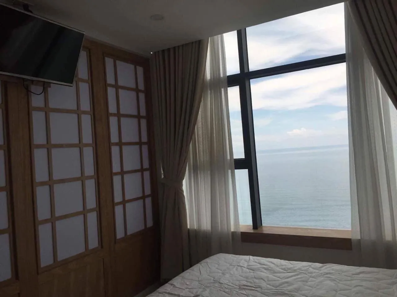 Pearl Nha Trang Beach Apartment