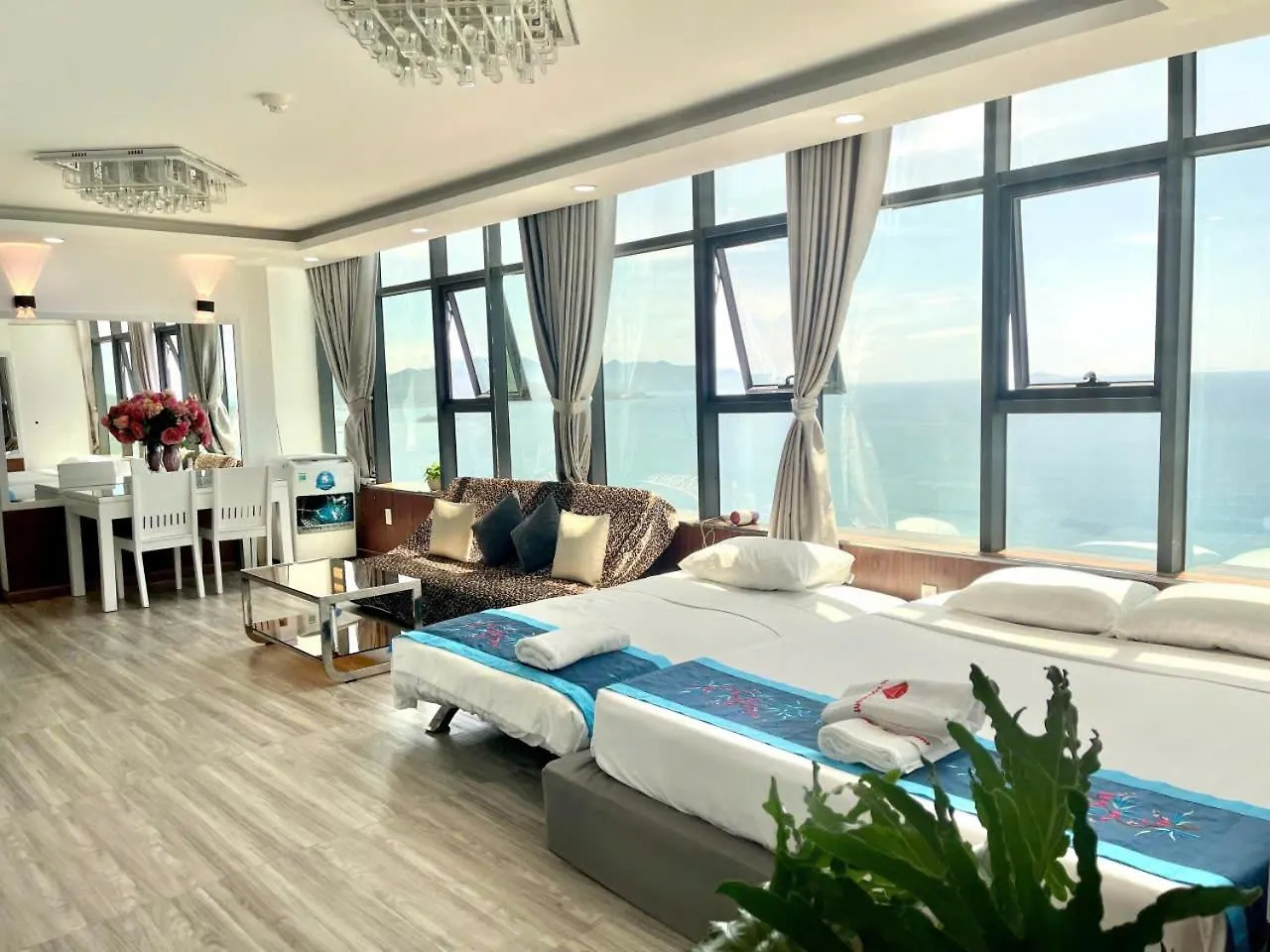 Pearl Nha Trang Beach Apartment